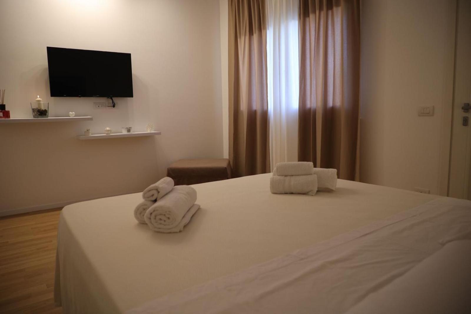 Domus Levante Apartment Bari Buitenkant foto